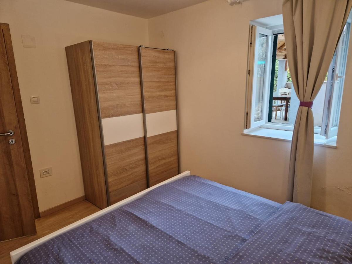 Lavanda Apartman 1 Cres Bagian luar foto